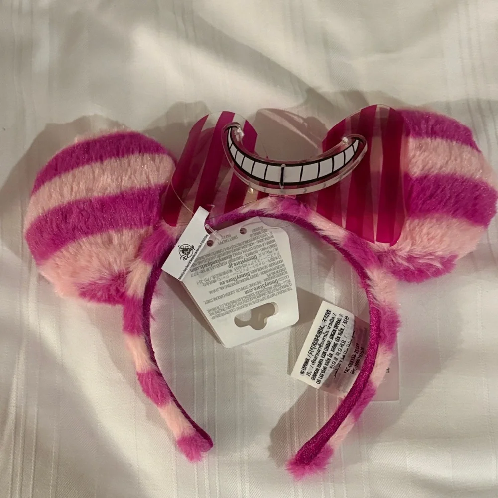 Disney Alice in Wonderland, Cheshire cat Mickey Mouse ears newest tag - Picture 1 of 3
